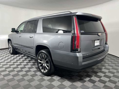 Used 2020 Cadillac Escalade ESV Premium Luxury w/ Escalade Sport Edition RWD image 9