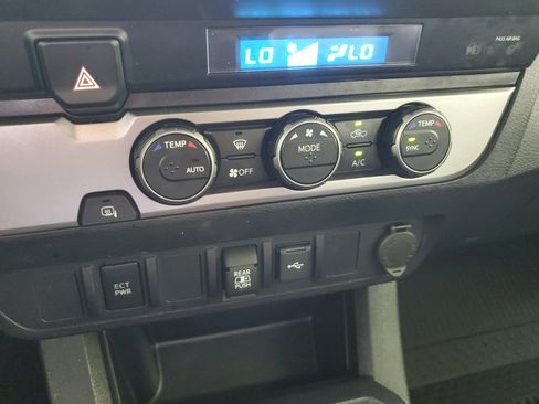 Used 2023 Toyota Tacoma SR5 RWD image 27