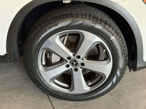 Certified 2022 Mercedes-Benz GLC 300 4MATIC image 8