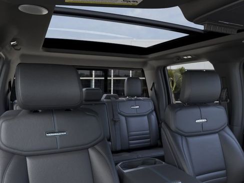 New 2026 Ford F250 Platinum AWD/4WD image 22