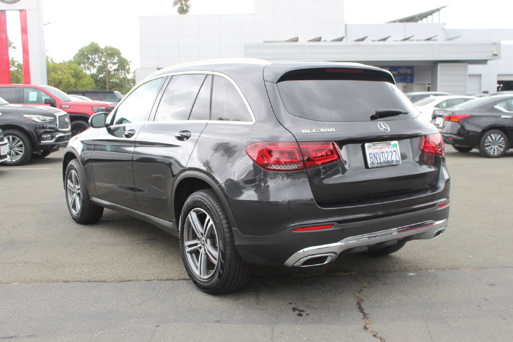 Used 2020 Mercedes-Benz GLC 300 image 9