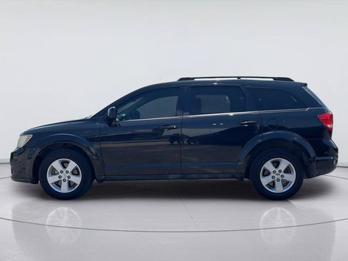 Used 2012 Dodge Journey SXT w/ Flexible Seating Group FWD image 4