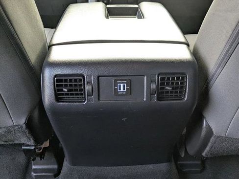 Used 2020 Toyota Tundra SR5 w/ SR5 Upgrade Package image 17