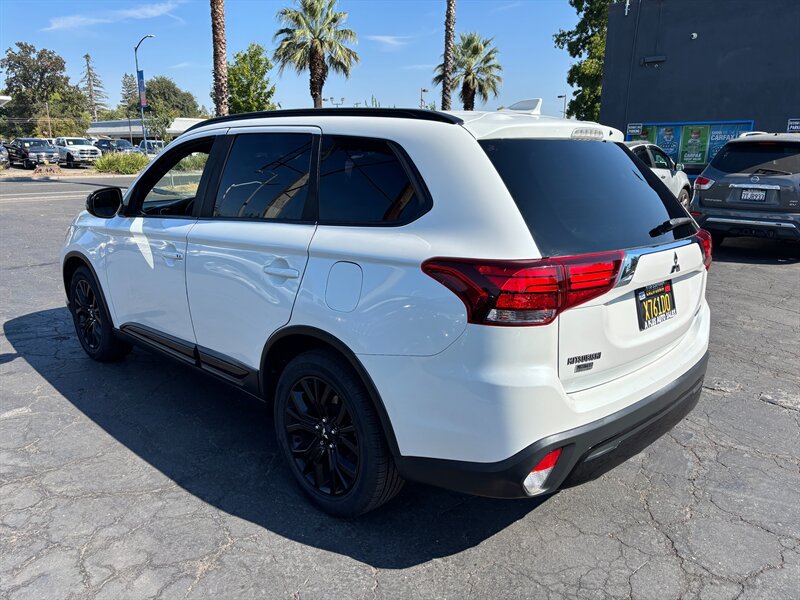 Used 2019 Mitsubishi Outlander LE FWD image 7