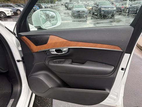 Used 2024 Volvo XC90 B6 Plus w/ Protection Package Premier image 22
