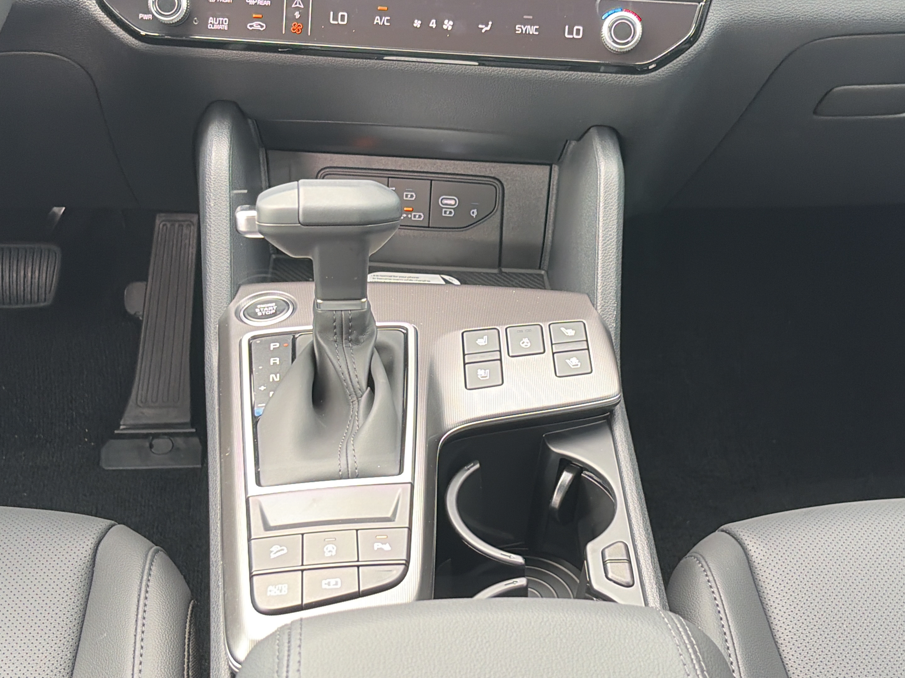New 2026 Kia Sportage SX FWD image 18