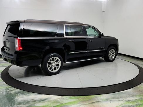 Used 2020 GMC Yukon XL SLT RWD image 11