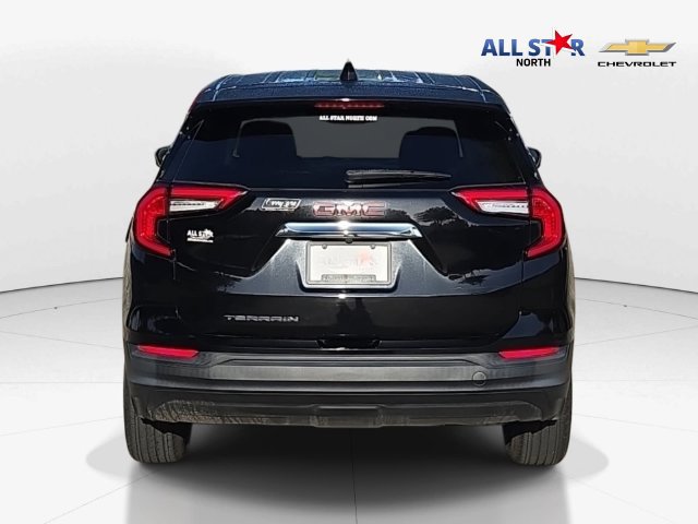 Used 2022 GMC Terrain SLE FWD image 4