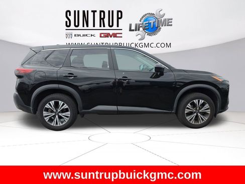 Used 2023 Nissan Rogue SV image 8