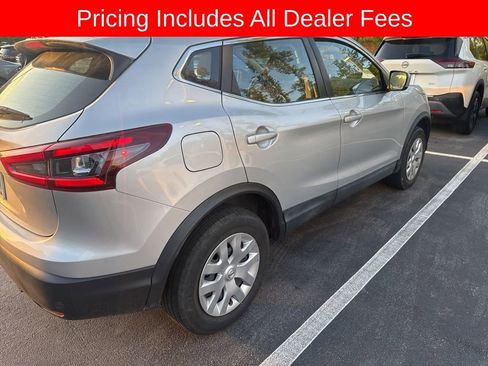 Used 2020 Nissan Rogue Sport S FWD image 4