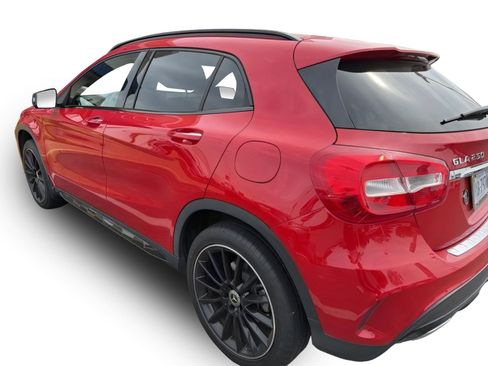 Used 2018 Mercedes-Benz GLA 250 image 11