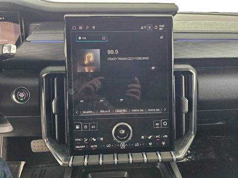 New 2026 GMC Acadia AT4 w/ Luxury Package image 27