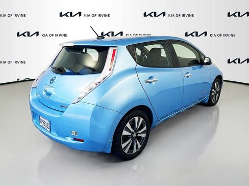 Used 2015 Nissan Leaf SV w/ LED & Quick Charge Package FWD image 8