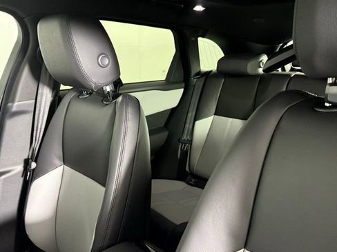 Used 2026 Land Rover Range Rover Velar Dynamic SE AWD/4WD image 22