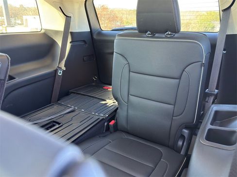 Used 2023 GMC Acadia Denali w/ Denali Ultimate Package image 33