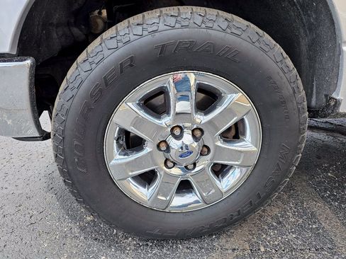 Used 2013 Ford F150 XLT w/ Luxury Equipment Group AWD/4WD image 32