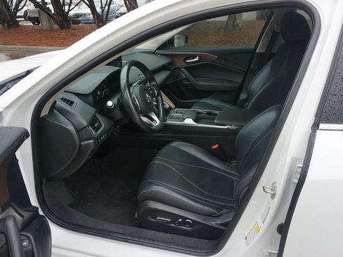 Used 2021 Acura TLX w/ Technology Package FWD image 2