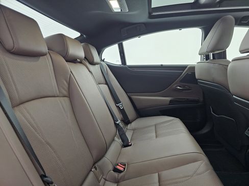 Used 2024 Lexus ES 350 Ultra Luxury w/ Accessory Package (Z1) image 26