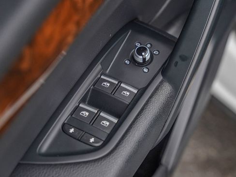 Used 2020 Audi Q5 2.0T Premium image 23