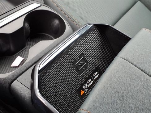 New 2026 GMC Terrain AT4 w/ Convenience Package III image 22