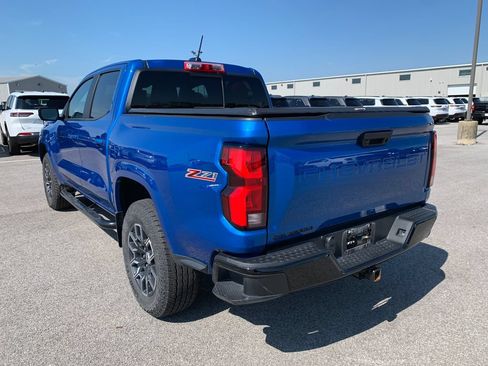 Used 2023 Chevrolet Colorado Z71 w/ Z71 Convenience Package 2 AWD/4WD image 5