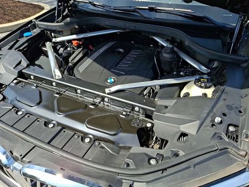 Used 2020 BMW X5 xDrive40i w/ Premium Package image 27