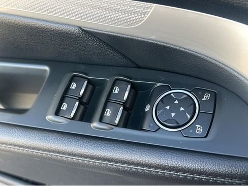 Used 2016 Ford Explorer XLT w/ Equipment Group 202A image 38