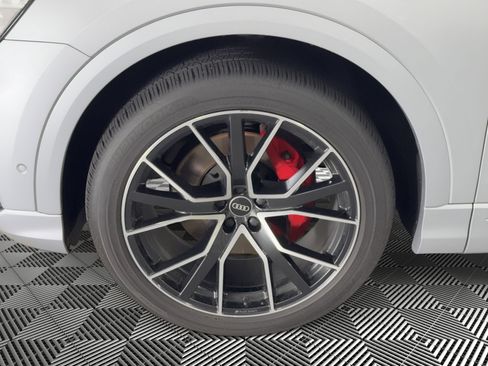 Used 2021 Audi Q8 Premium Plus AWD/4WD image 12