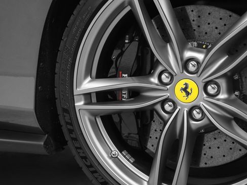 Certified 2024 Ferrari Roma image 12