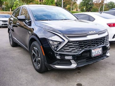Certified 2023 Kia Sportage LX AWD/4WD image 2