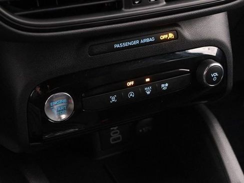 Used 2025 Ford Escape ST-Line w/ Tech Pack #1 image 17