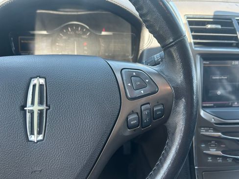 Used 2012 Lincoln MKX AWD image 14