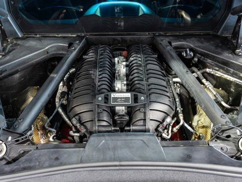 Used 2024 Chevrolet Corvette Z06 w/ Z07 Performance Package RWD image 32