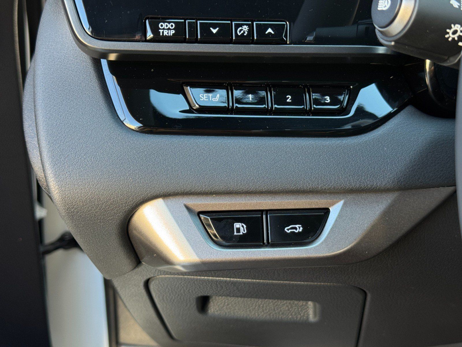 Used 2026 Lexus RX 350 Premium Plus w/ Accessory Package (K3) FWD image 18