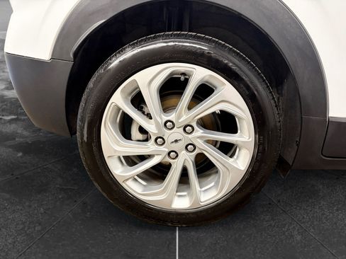 Used 2023 Chevrolet Bolt EUV LT w/ Comfort Package FWD image 29