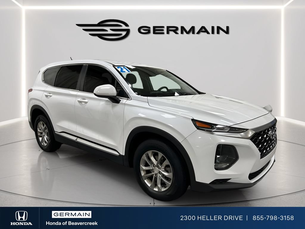 Used 2020 Hyundai Santa Fe SE FWD image 2