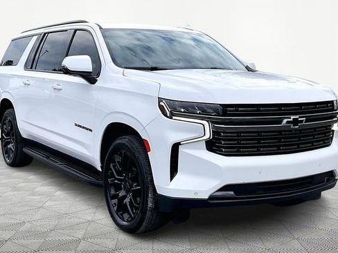 Used 2022 Chevrolet Suburban RST w/ Luxury Package image 1