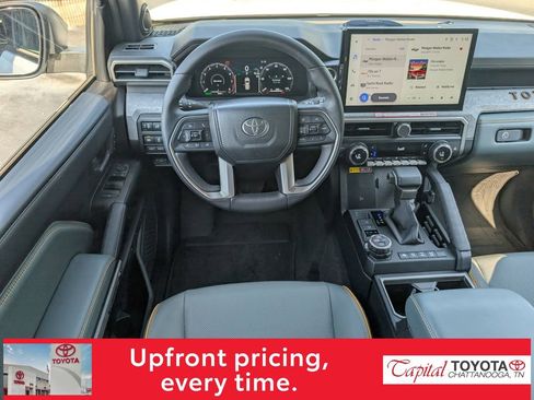 Used 2025 Toyota 4Runner Trailhunter AWD/4WD image 11