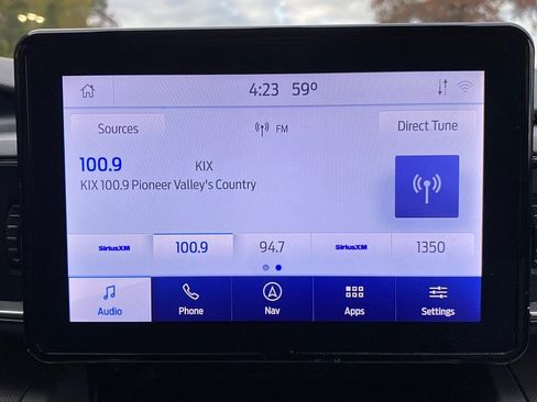 Certified 2022 Ford Explorer XLT w/ Equipment Group 202A image 24