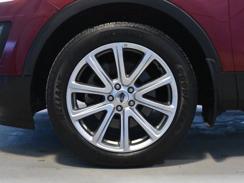 Used 2016 Ford Explorer Limited image 26