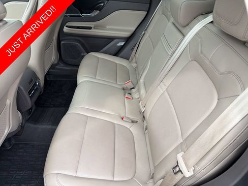 Used 2022 Lincoln Corsair Reserve w/ Equipment Group 201A AWD/4WD image 11