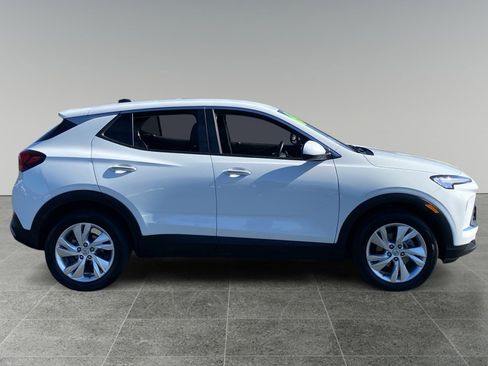 Used 2025 Buick Encore GX Preferred FWD image 6