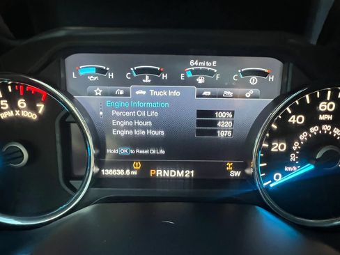 Used 2015 Ford F150 Platinum w/ Equipment Group 701A Luxury AWD/4WD image 12