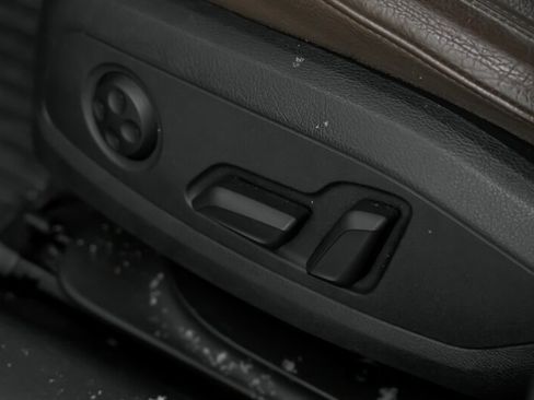 Used 2017 Audi A4 2.0T Premium w/ Convenience Package image 25