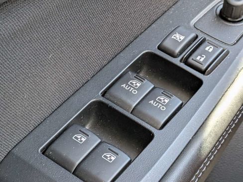 Used 2018 Subaru Outback 2.5i Premium AWD/4WD image 20