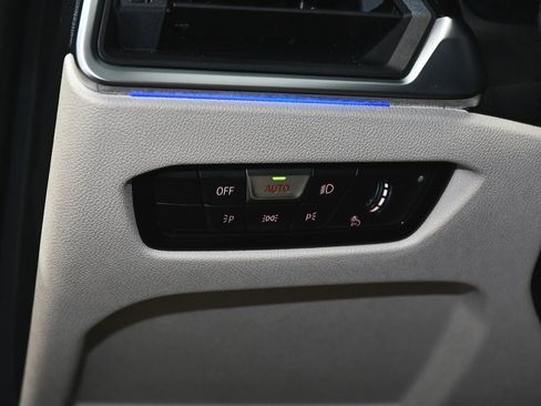 Used 2023 BMW 440i xDrive M440i xDrive w/ Premium Package image 18