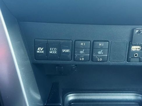 Used 2018 Toyota RAV4 XLE w/ Convenience Package AWD/4WD image 45