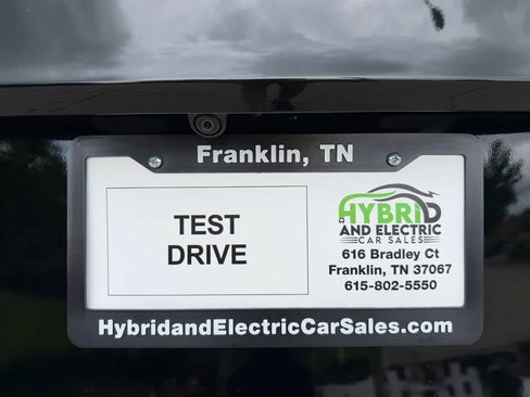 Used 2021 Tesla Model Y Long Range AWD/4WD image 4