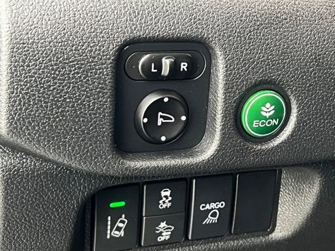 Used 2020 Honda Ridgeline Sport image 15