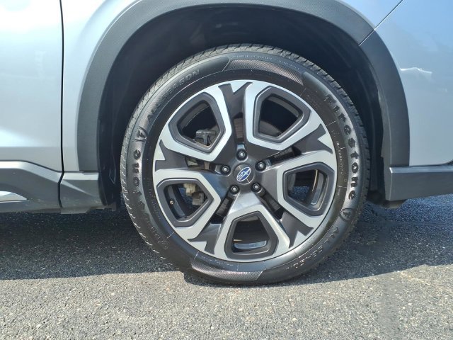 Used 2023 Subaru Ascent Limited AWD/4WD image 9